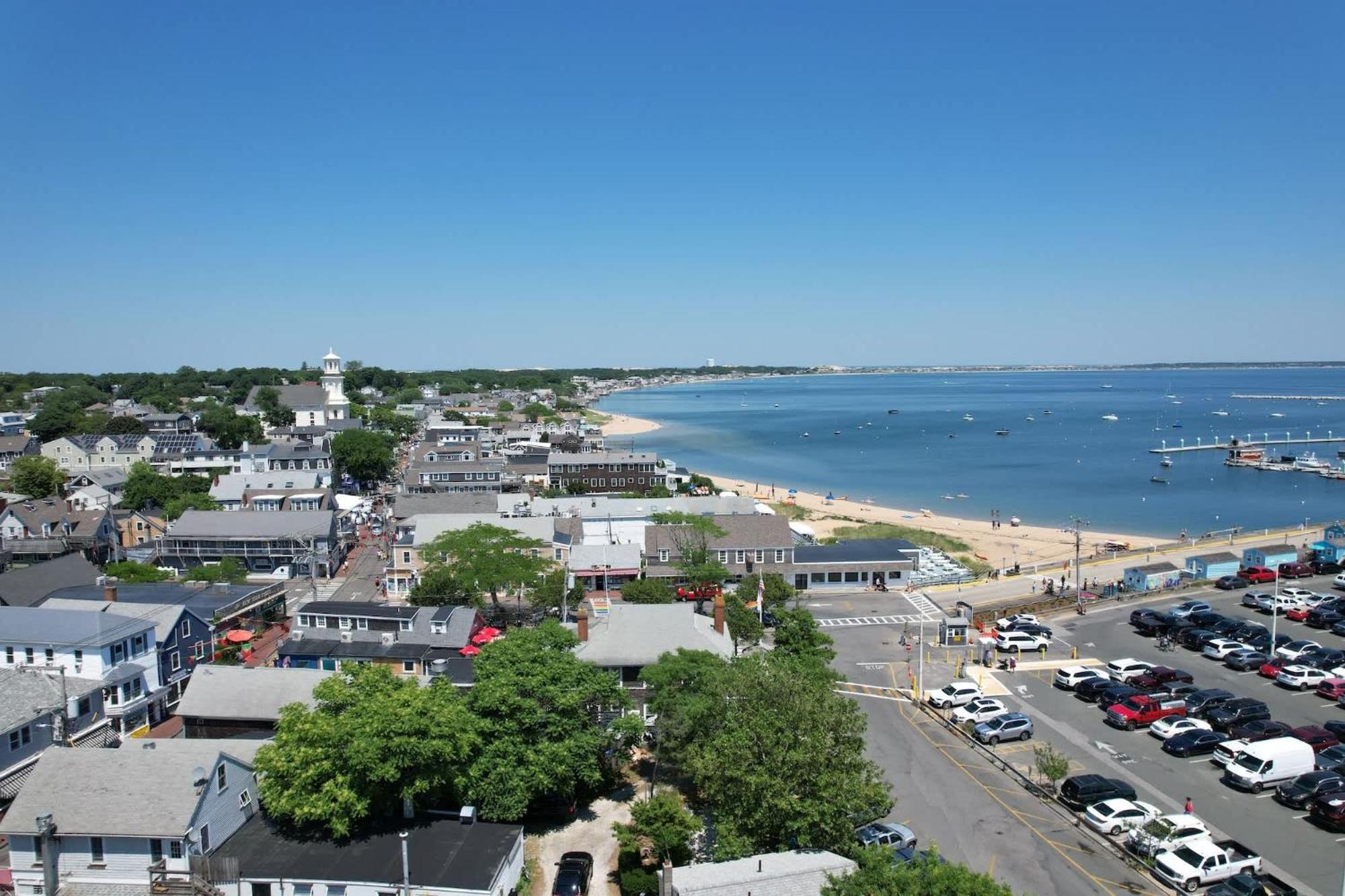 Center Of Town Steps Away Private Deck Provincetown Exterior foto